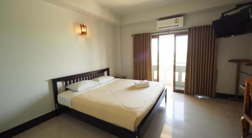 Amornsukhothai Hotel Extérieur photo