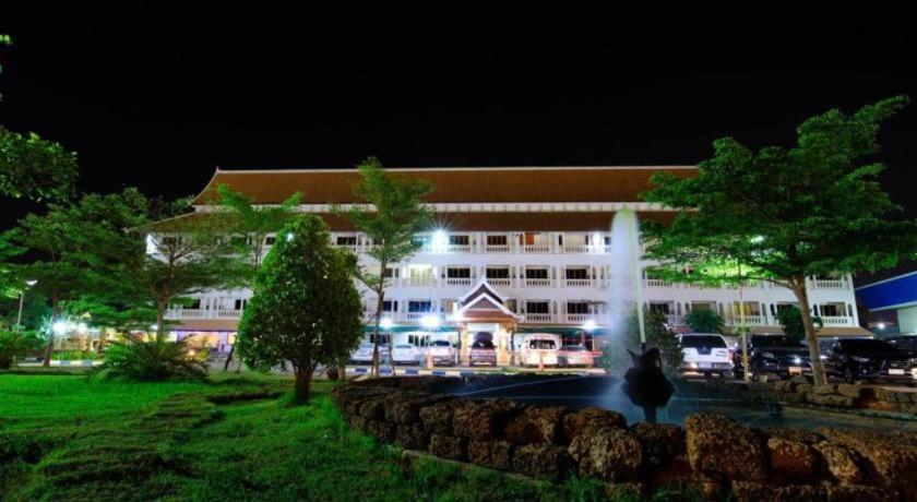 Amornsukhothai Hotel Extérieur photo
