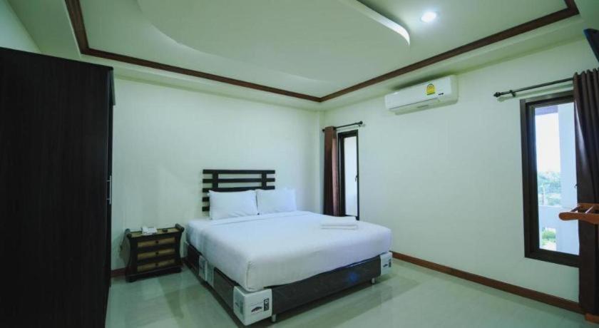 Amornsukhothai Hotel Extérieur photo